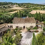 4 Bedroom Stunning Home In Porreres