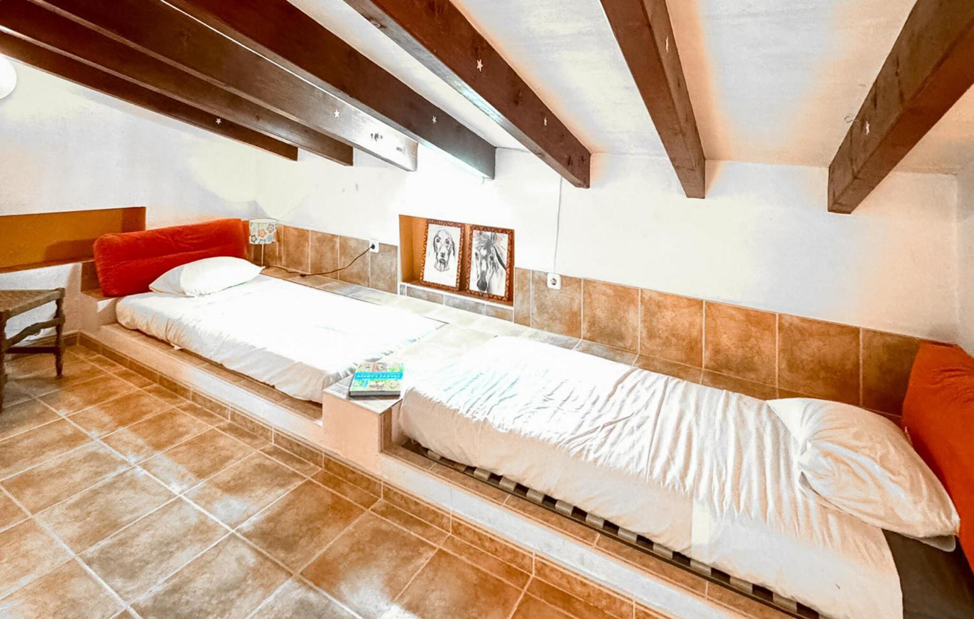 Ferienhaus 4 Bedroom Stunning In *