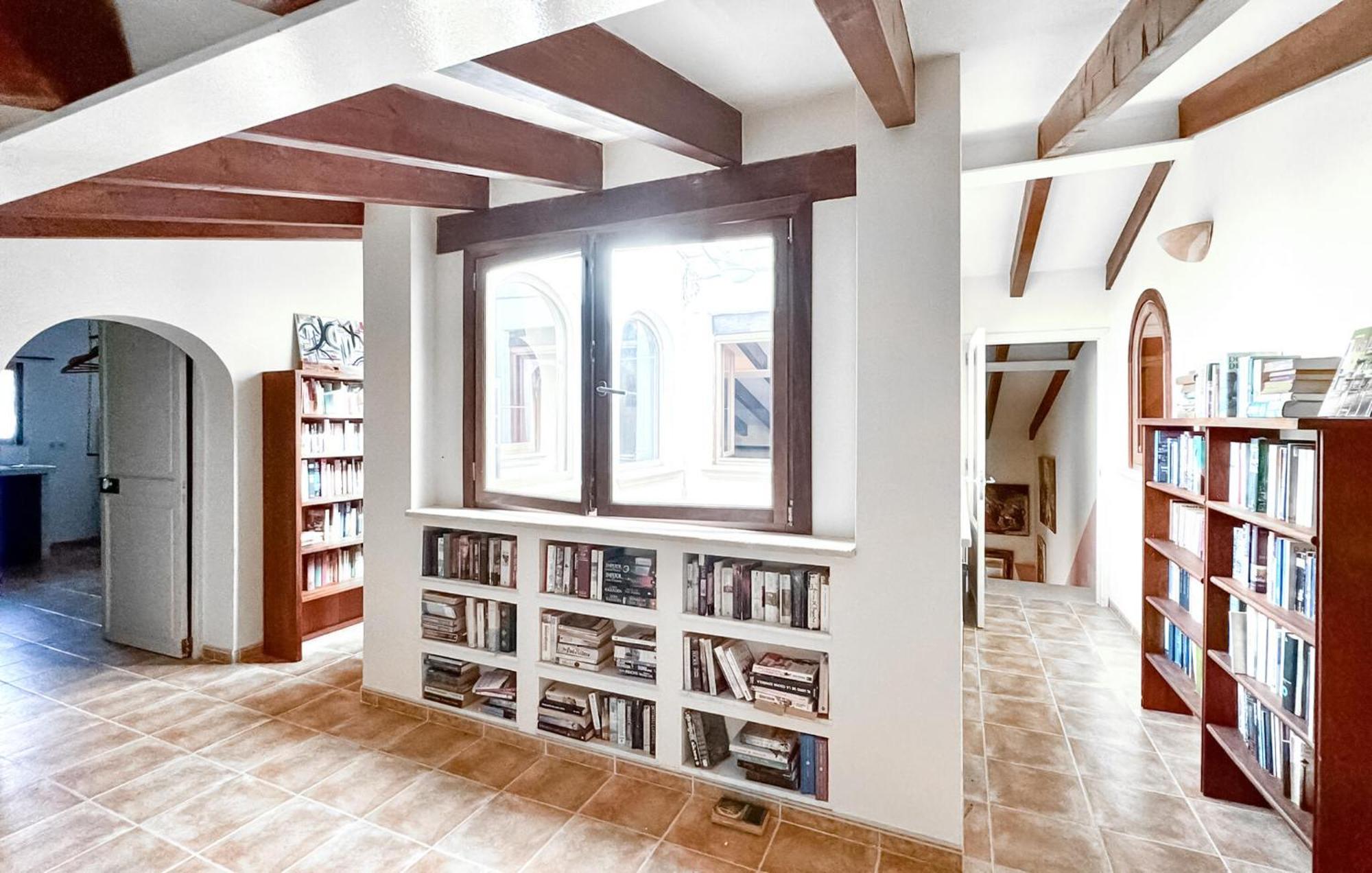4 Bedroom Stunning In *