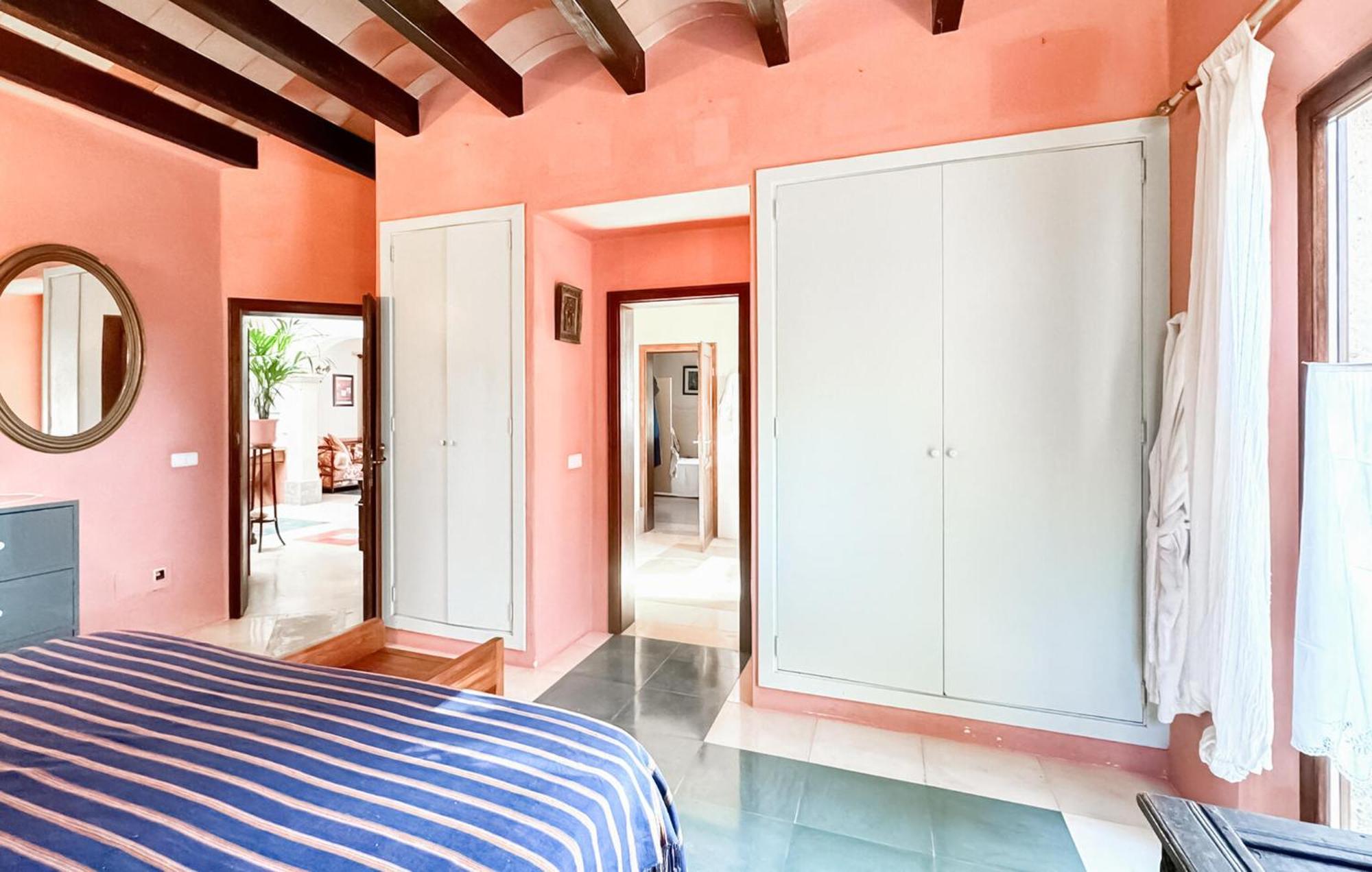 Ferienhaus 4 Bedroom Stunning In Porreres