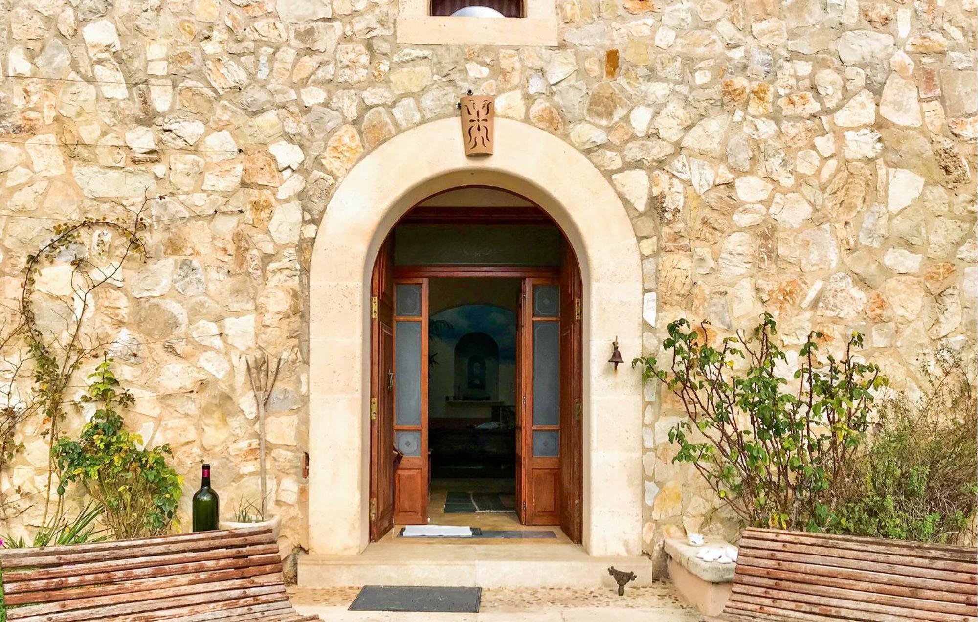 Ferienhaus 4 Bedroom Stunning In
